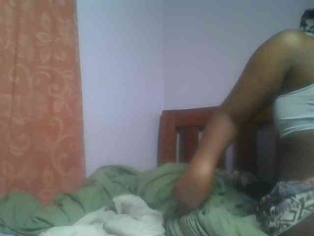 Sexyicey webcam