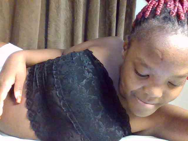 Sexyicey webcam