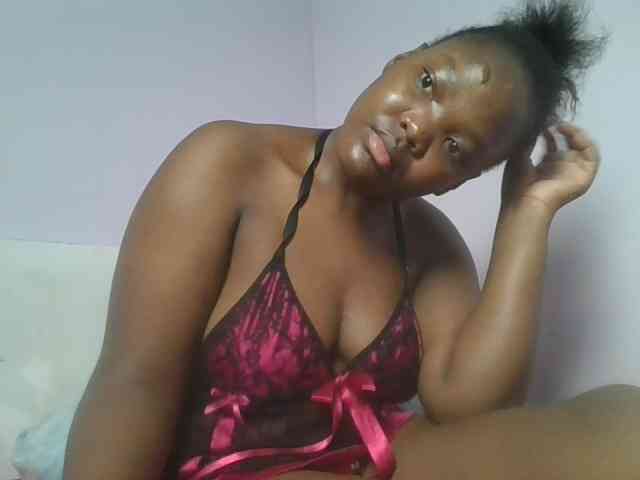 Sexyicey webcam