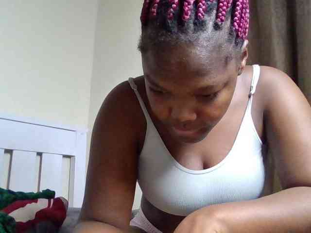 Sexyicey webcam