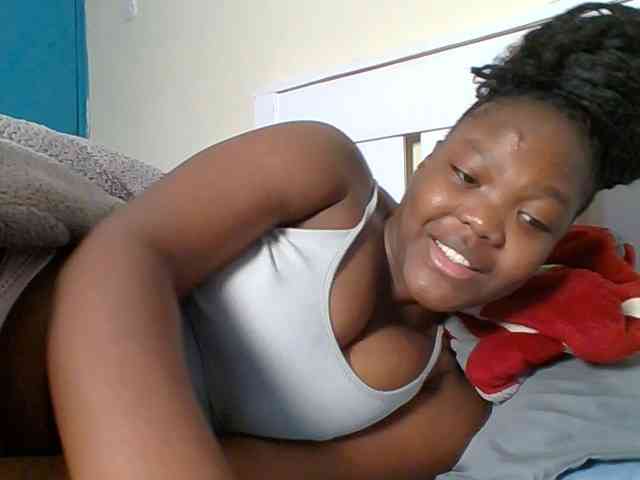 Sexyicey webcam