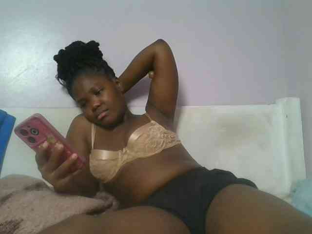 Sexyicey webcam