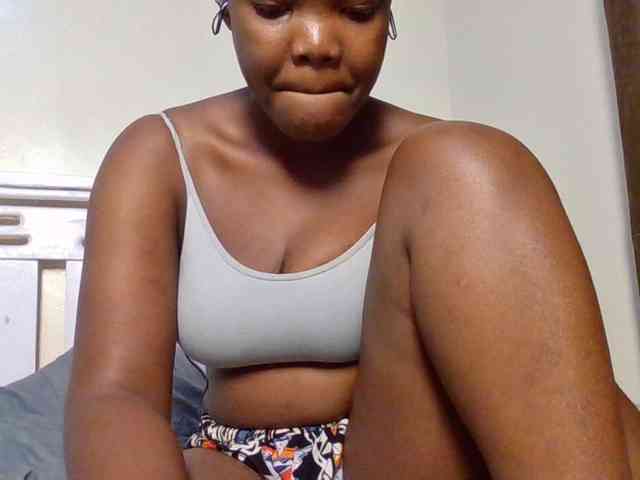 Sexyicey webcam