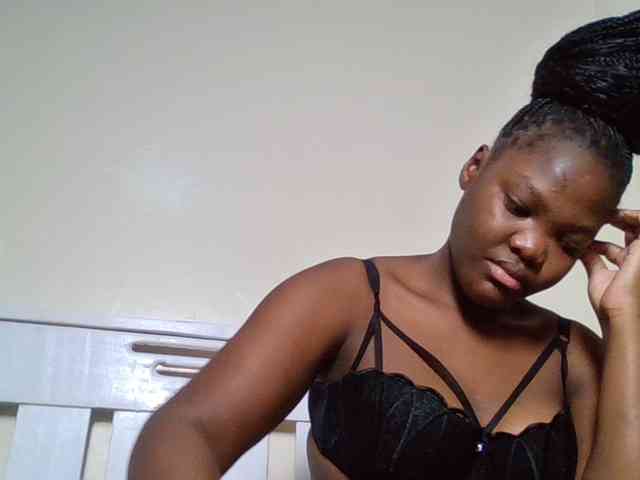 Sexyicey webcam