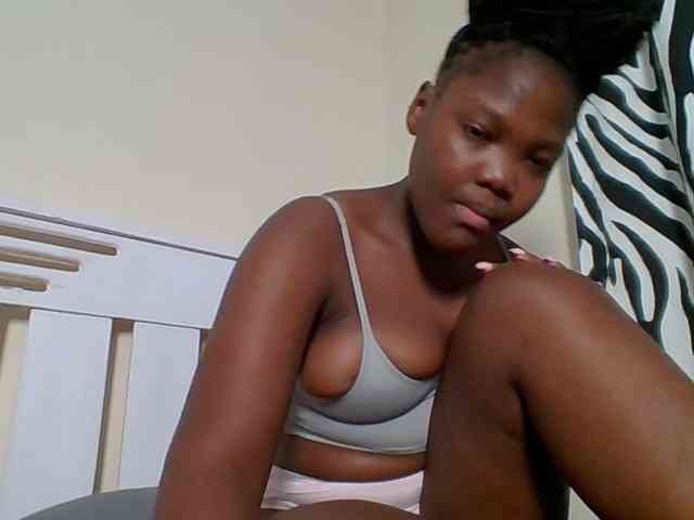 Sexyicey webcam