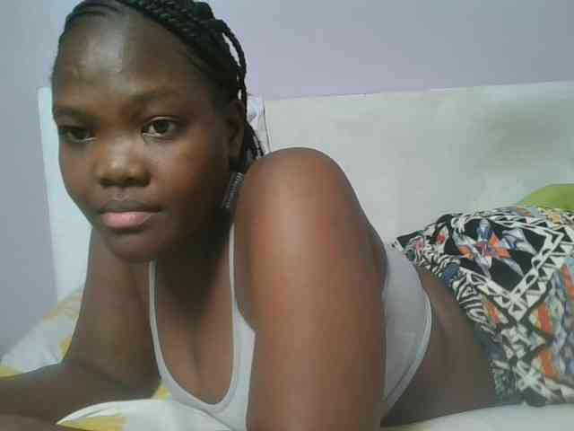 Sexyicey webcam