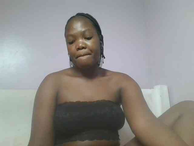 Sexyicey webcam
