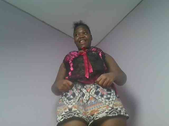 Sexyicey webcam