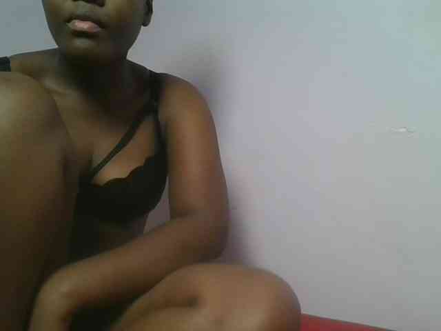 Sexyicey webcam