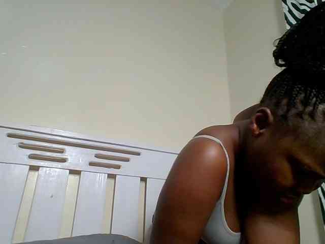 Sexyicey webcam