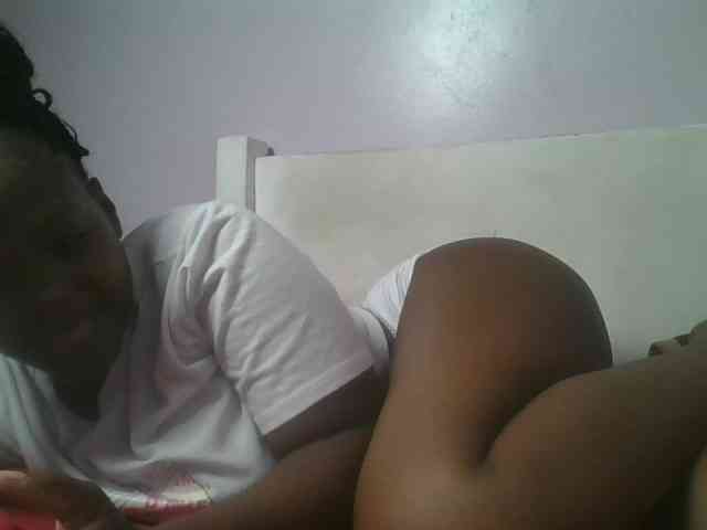Sexyicey webcam