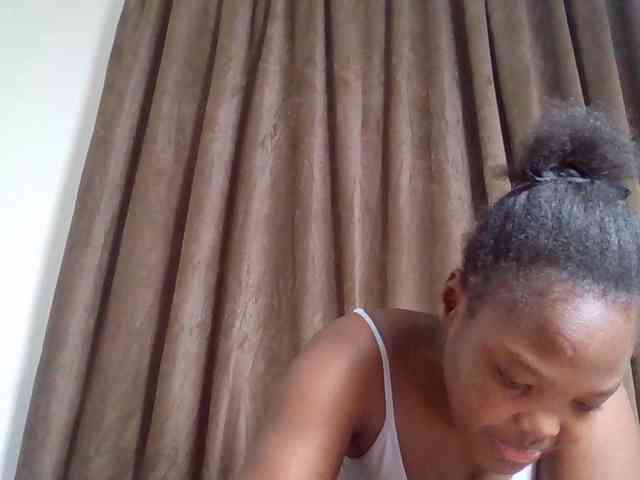 Sexyicey webcam