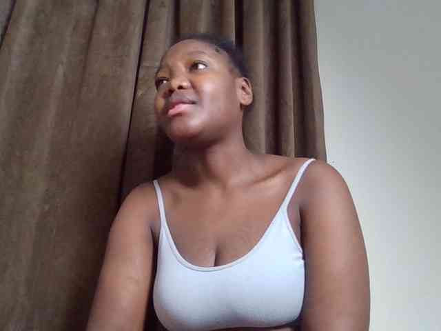 Sexyicey webcam