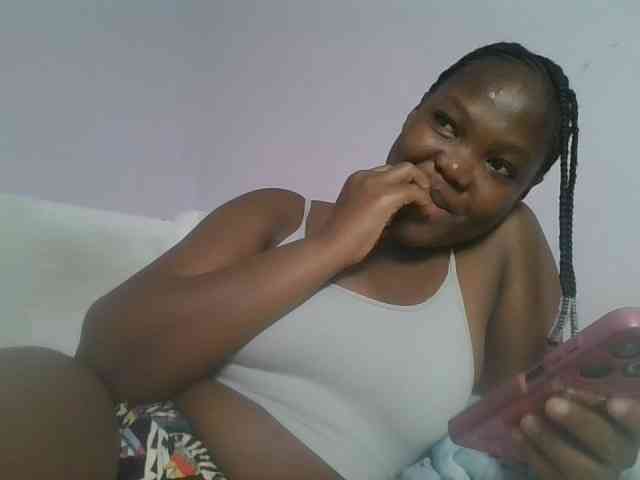 Sexyicey webcam
