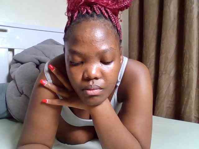 Sexyicey webcam