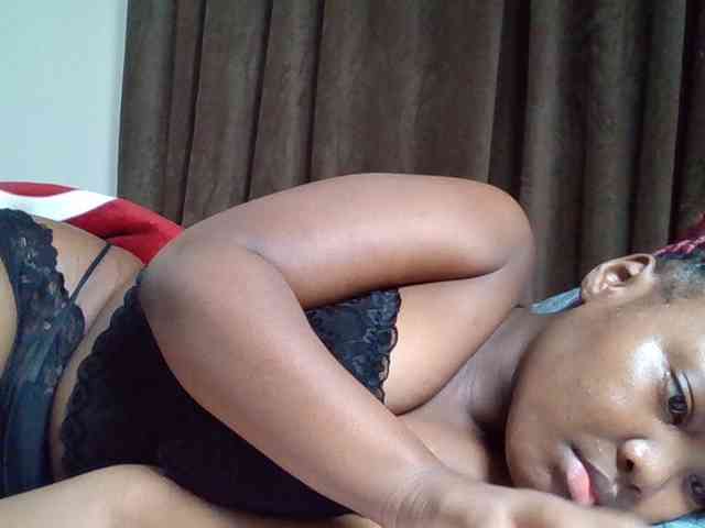 Sexyicey webcam