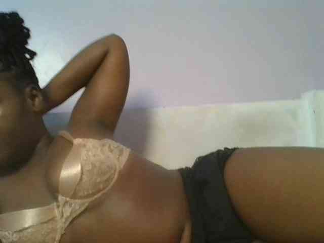 Sexyicey webcam