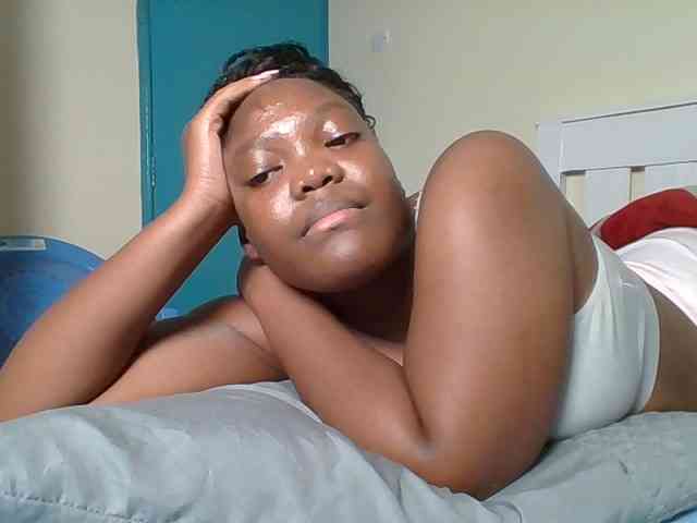 Sexyicey webcam
