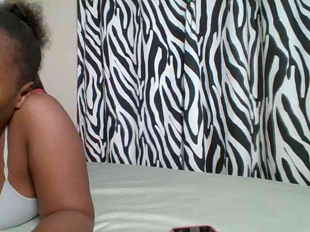 Sexyicey webcam