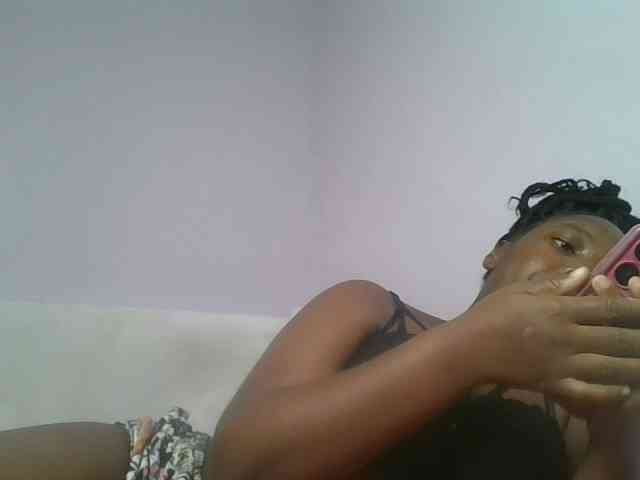 Sexyicey webcam