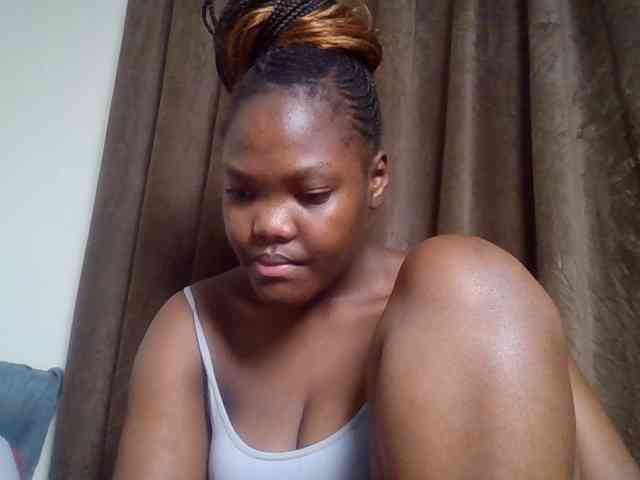 Sexyicey webcam