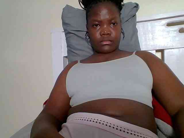 Sexyicey webcam