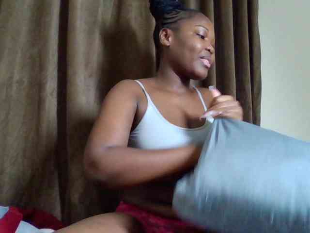 Sexyicey webcam