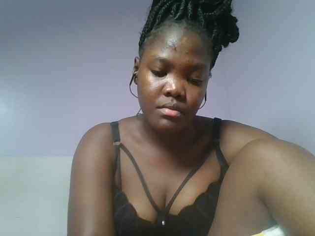 Sexyicey webcam