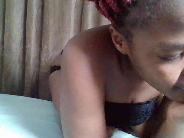 Sexyicey webcam