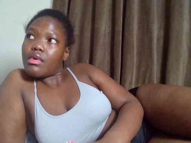 Sexyicey webcam