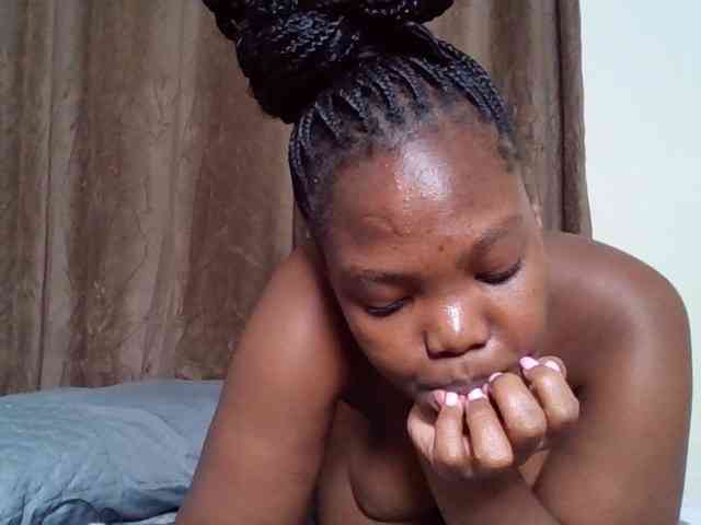 Sexyicey webcam
