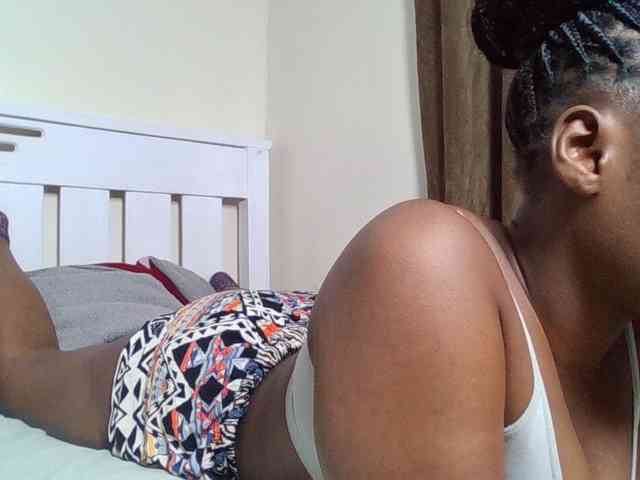 Sexyicey webcam