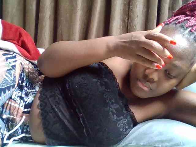 Sexyicey webcam