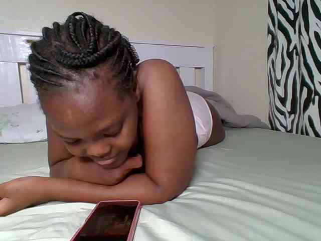 Sexyicey webcam