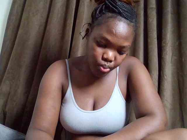 Sexyicey webcam