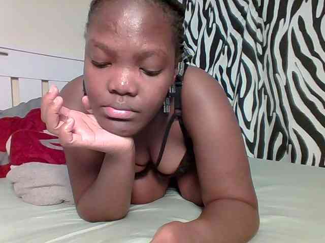 Sexyicey webcam
