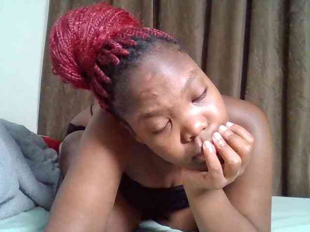 Sexyicey webcam