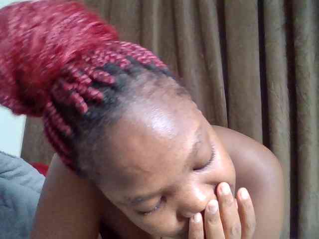 Sexyicey webcam