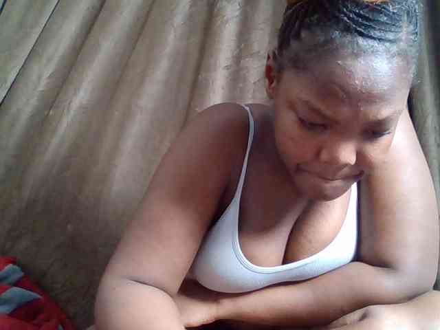 Sexyicey webcam