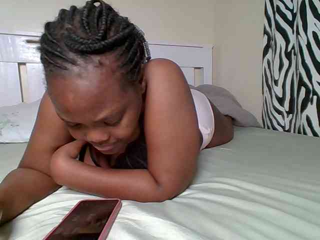 Sexyicey webcam
