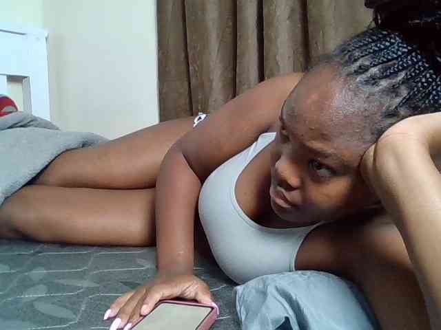 Sexyicey webcam