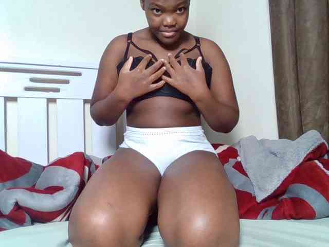 Sexyicey webcam