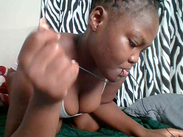 Sexyicey webcam