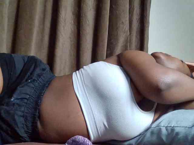 Sexyicey webcam
