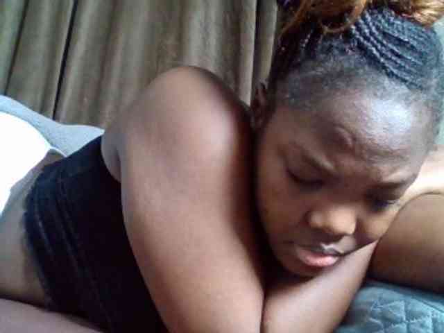 Sexyicey webcam