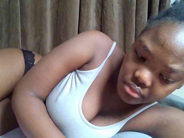 Sexyicey webcam