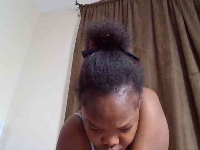 Sexyicey webcam