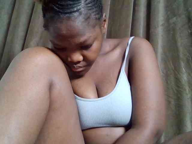 Sexyicey webcam