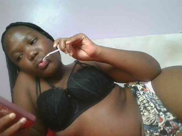 Sexyicey webcam
