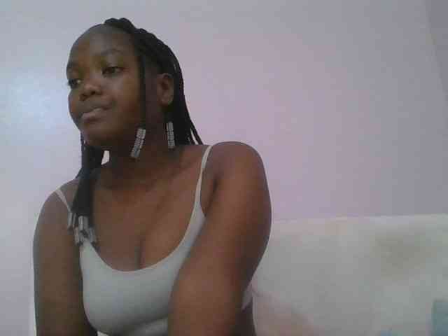 Sexyicey webcam